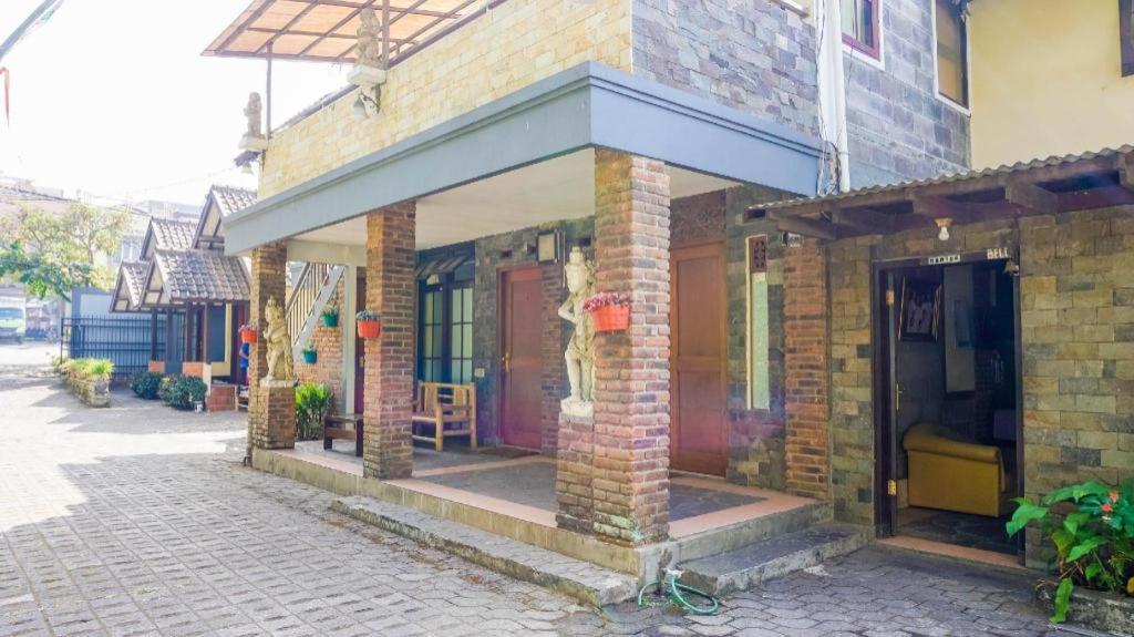 Oyo 1488 Hotel Cemara Asri Lembang Zewnętrze zdjęcie