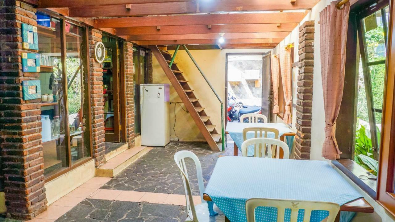 Oyo 1488 Hotel Cemara Asri Lembang Zewnętrze zdjęcie