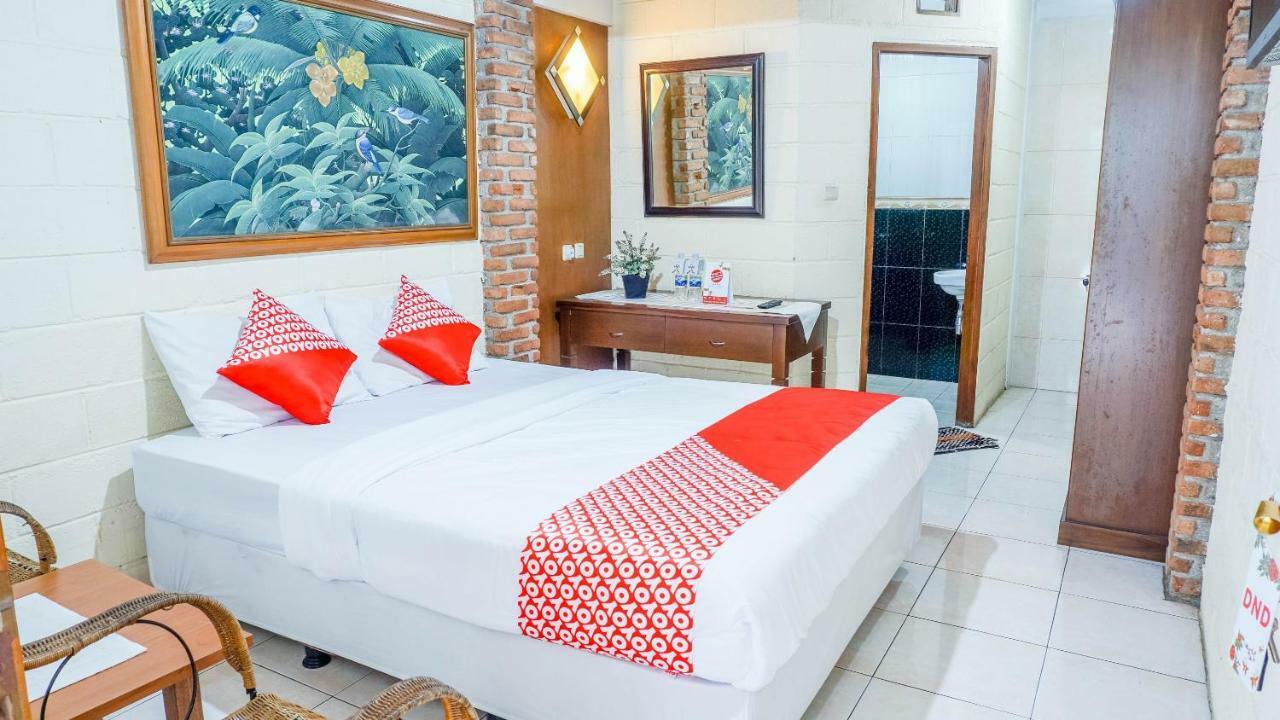 Oyo 1488 Hotel Cemara Asri Lembang Zewnętrze zdjęcie