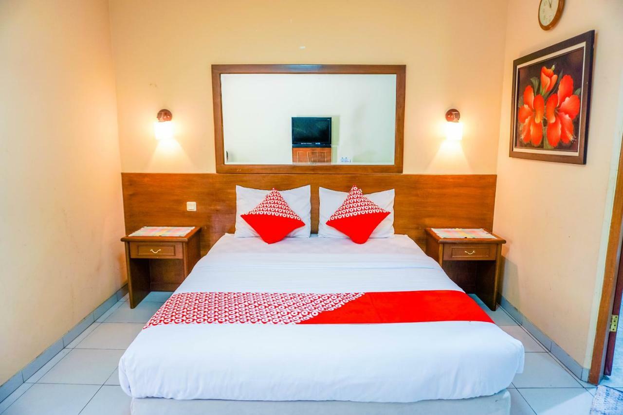 Oyo 1488 Hotel Cemara Asri Lembang Zewnętrze zdjęcie
