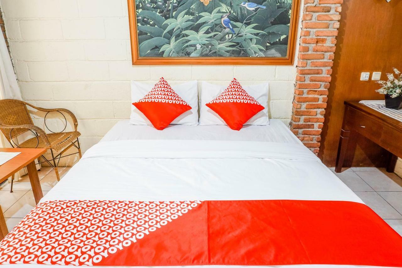 Oyo 1488 Hotel Cemara Asri Lembang Zewnętrze zdjęcie